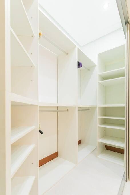 Indautxu Flat Next Stop Bilbao Bagian luar foto