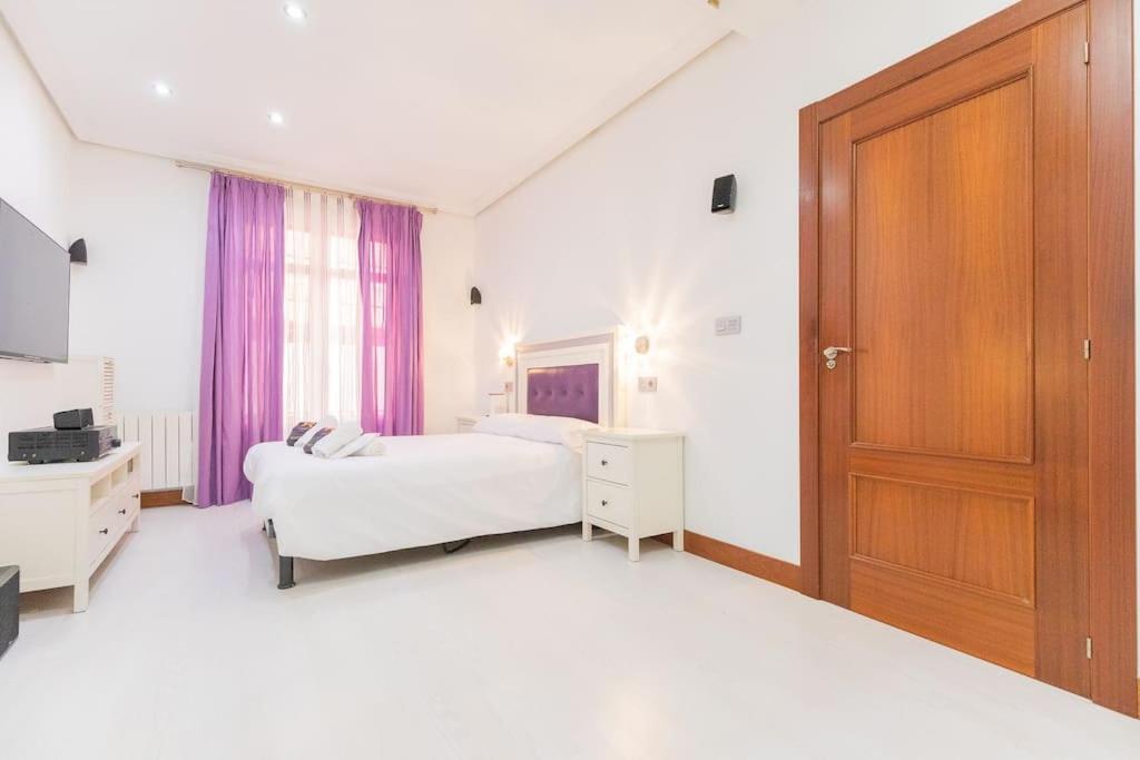 Indautxu Flat Next Stop Bilbao Bagian luar foto