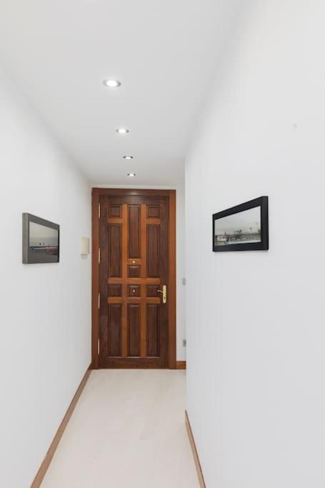 Indautxu Flat Next Stop Bilbao Bagian luar foto